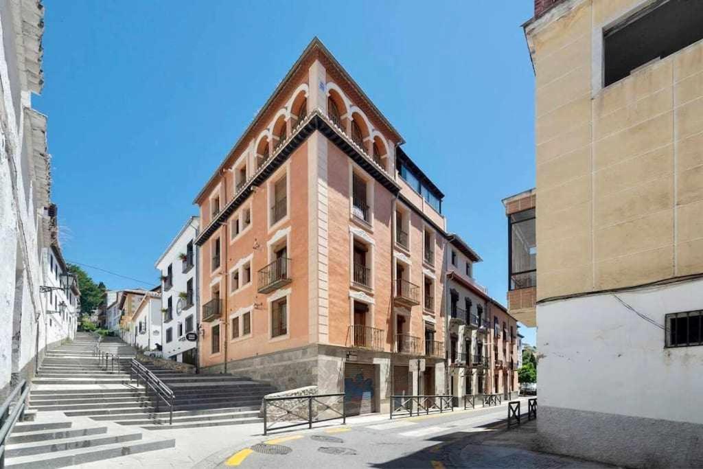 Luxe Haven In Apartment Granada